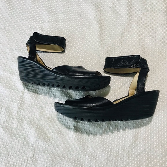 Fly London Wedges - Picture 3 of 11